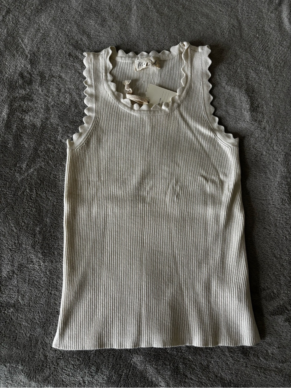 Ribbed Scallop-Trim Tank Top - Cream